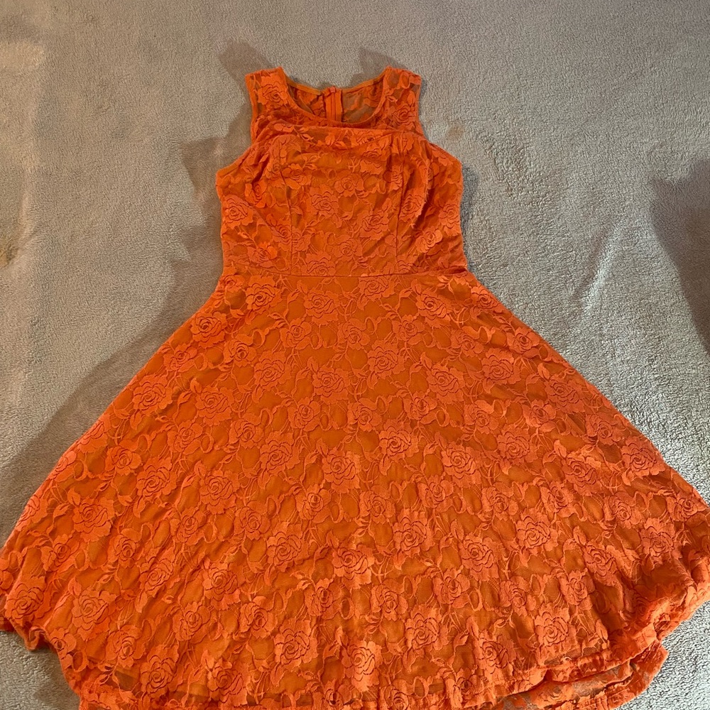 Orange women’s medium knee-high dress